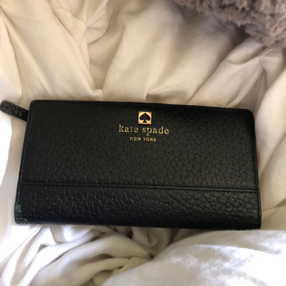 Kate Spade wallet.